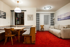 Premium Suite