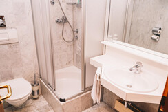 Pauls Hotel-Badezimmer-Murtal-Steiermark