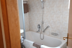 Pension Köberl, Bad Mitterndorf, Badezimmer