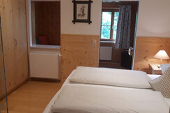 Pension ladner, Grundlsee, Seeblickzimmer
