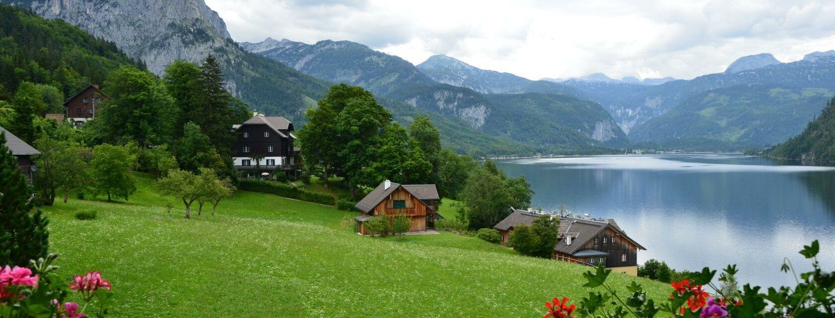 Pension Max Schraml, Grundlsee, Blick nach Gößl