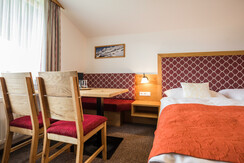 Dreibettzimmer