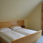 Photo of double room with shower, WC | © Pension Renate