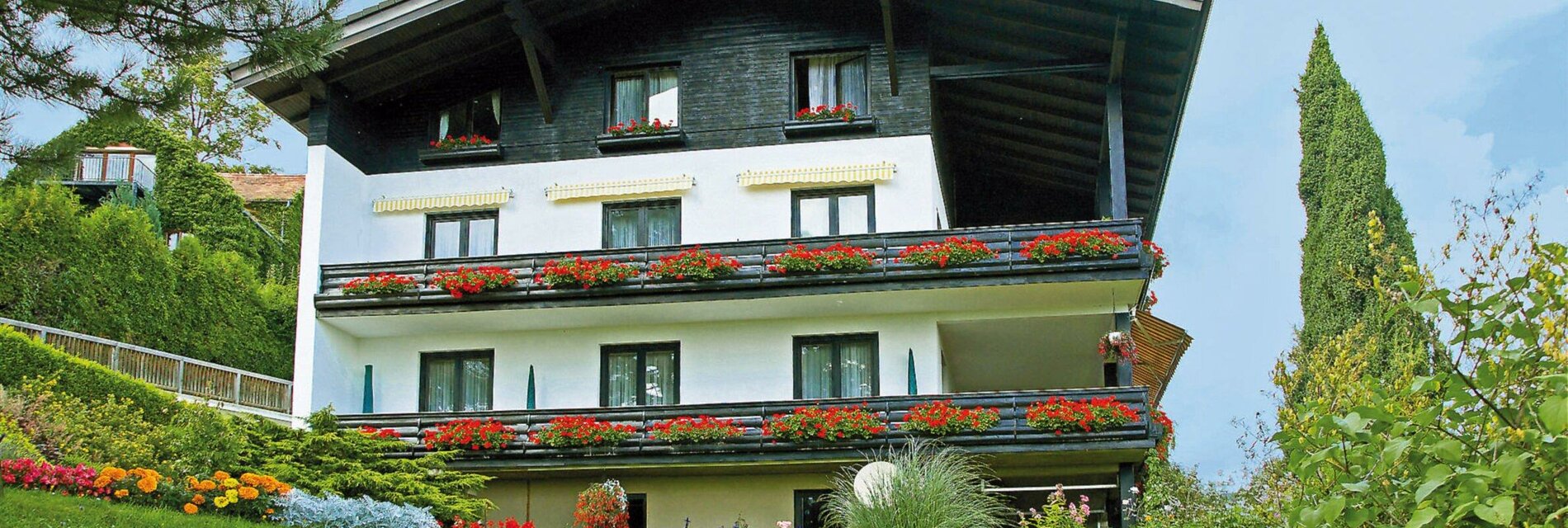 Pension Seirer mit viel Blumenschmuck