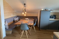 7990C543-CC91-4B87-895F-C5E8B5437A63