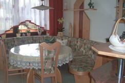 PrivatzimmerKöck-Esszimmer-Murtal-Steiermark