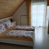 Bild von Doppelzimmer mit Etagenbad/Etagen WC | © Privatzimmer Kerschbaumer