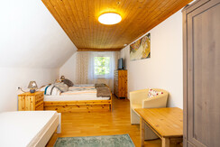 3-Bett Zimmer