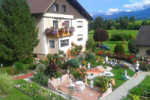 Gästehaus Reicher-Außenansicht-Murtal-Stmk | © Privatzimmer Reicher Irma