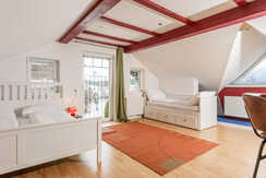 Bedroom1 with double bed and pull-out bed