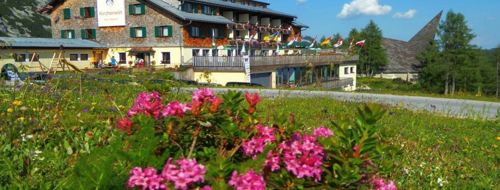 Hotel Kirchenwirt, Tauplitzalm, große Terrasse