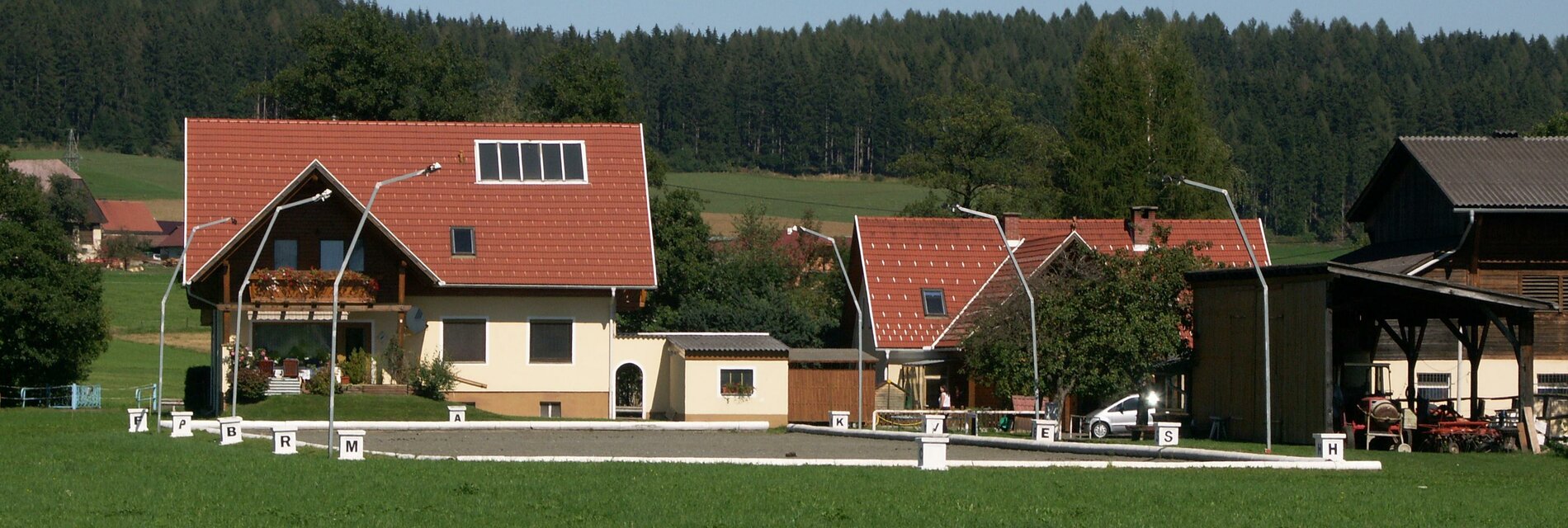 ReiterhofHochfellner-Außenansicht-Murtal