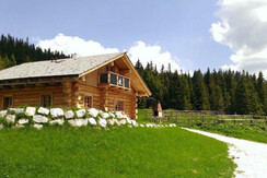 Außenansicht_Seite1