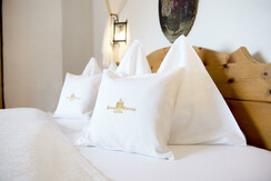 doppelbett_schloss-thannegg_DSC9619