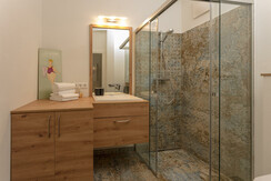 Bathroom 1 with washing machine