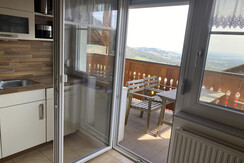 Küche mit Balkon