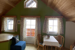 Familienzimmer 1 und 2