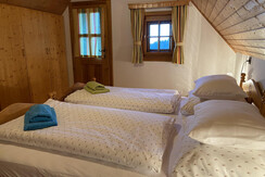 Schlafzimmer erster Stock Ferienhaus Jöbstl