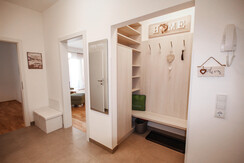 Top 2 - Anteroom with wardrobe
