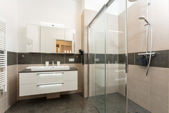 Top 2 - Bathroom with shower