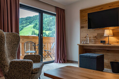 Room Pictures_Room_S_SUI_1