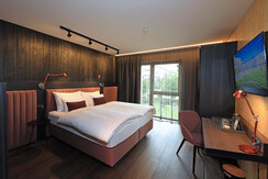 Doppelzimmer mit Balkon im Steiermarkhof Graz