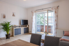 Wohn-/Esszimmer mit Essbereich