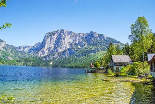 Strandcafe Hideaways, Altaussee, Trisselwand | © Strandcafe Hideaways Altaussee www.strandcafe.at