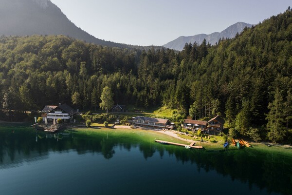 Strandcafe's Drohnenaufnahmen | © Strandcafe Hideaways Altaussee www.strandcafe.at