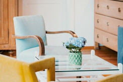 Strandcafe Hideaway 1 Wohnzimmer