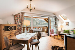 Strandcafe Hideaway 6 Wohnzimmer