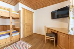 Arbeitsplatz im Schlafzimmer 2
