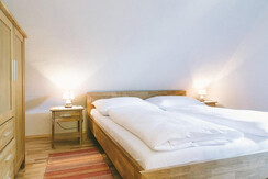 Schlafzimmer im Apart. Teichblick im Schilcherland