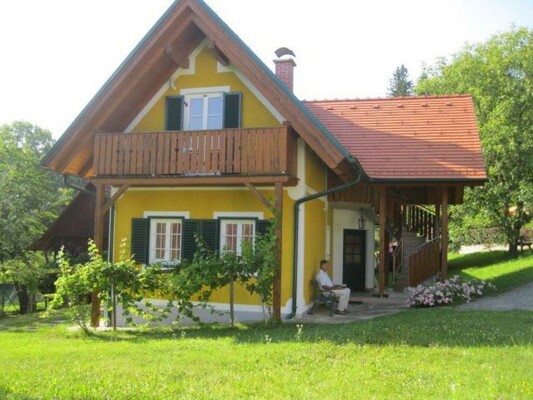 Winzerhaus mit Ferienwohnung und Zimmern | © Theißlhof