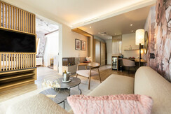 suite Rose