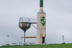 1 - Weinflasche-Loipersdorf_Thermen- und Vulkanlan