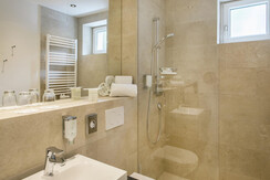 Vital Hotel Styria Badezimmer Fenster