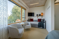 180°naturparkzimmer-wurzenberg-aussicht-kapelle-zu