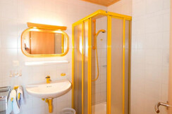 Waldhoamat_Appartement II_Bad