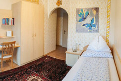 Einbettzimmer im Waldhof Mara Grafendorf