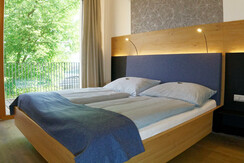 DSC00936Zimmer2._DxO