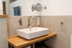 Weinbau Adam Waschbecken