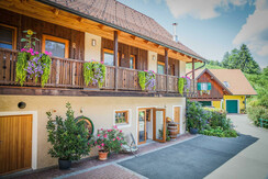 Weingut Albrecher vlg. Sraka Winzerzimmer