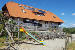 Winzerhaus mit Buschenschank_1