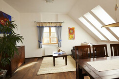 Wohn- und Esszimmer im Ferienappartement