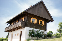 weingut-triebl-steirisches-kellerstoeckl-ferienwoh