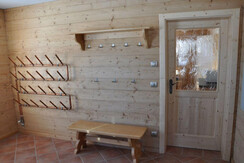 small Winklerhütte, anteroom with boot dryer