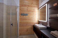 Apartment groß_Badezimmer