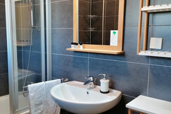 GästehausKarlAugust-Studio-Badezimmer-Murtal