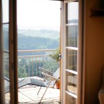 Photo of Double room, bath, toilet, facing the garden | © Weingut Wratschko-Merdonik